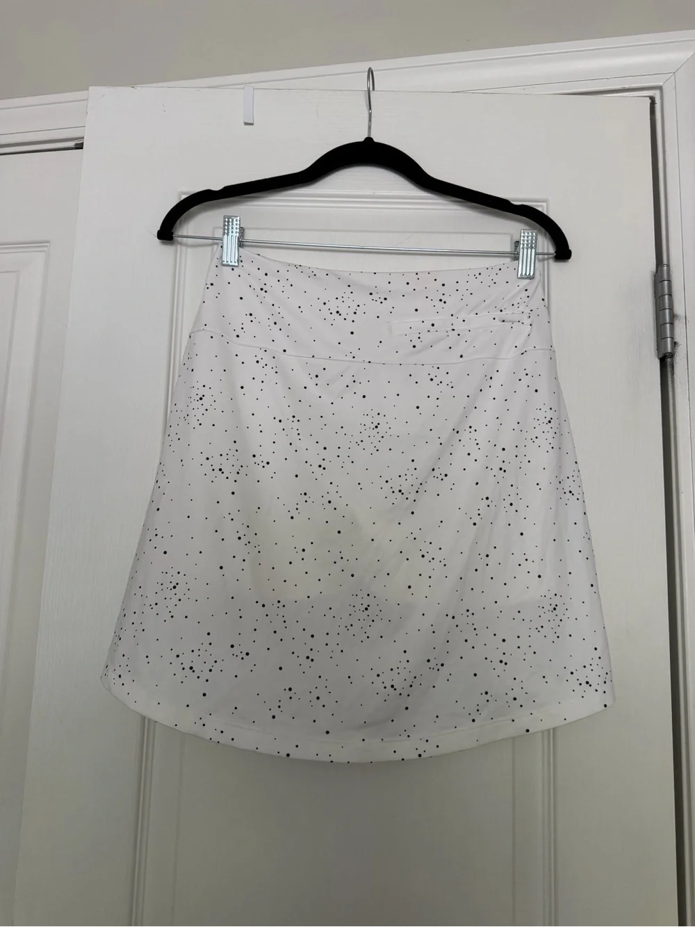 Nike White Speckled Athletic Skirt with Black Piping Size XS